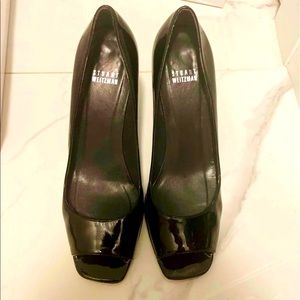 Comfortable and sexy stylish for any occasion  Make me an offer